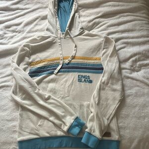 King’s Island White and Blue Sweater